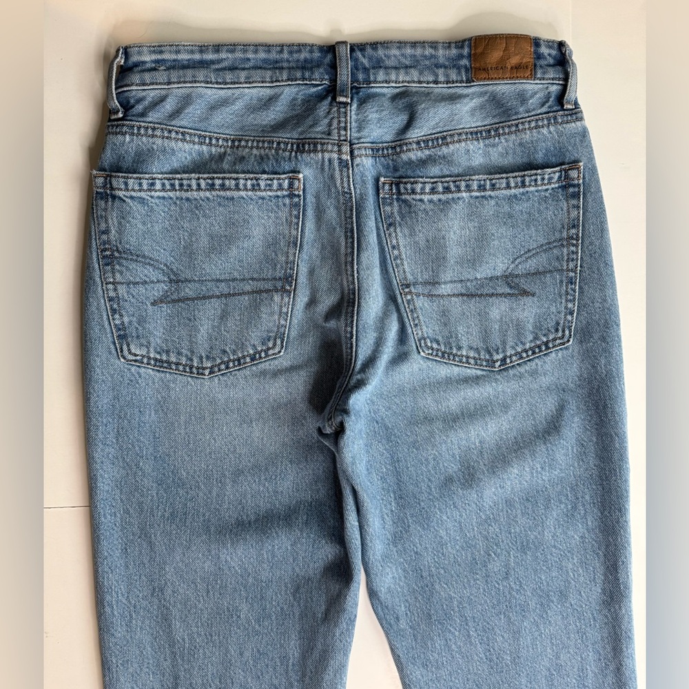 American Eagle Outfitters Light Blue Mid Rise 90s Bootcut Jeans Size 6 - Picture 9 of 14